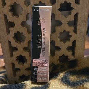 Lancôme Idôle Curl Goddess Mascara - Black & Rose Gold Packaging
